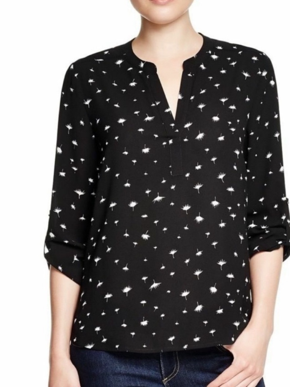 Daniel Rainn Black Dandelion-Print Split V-Neck Blouse